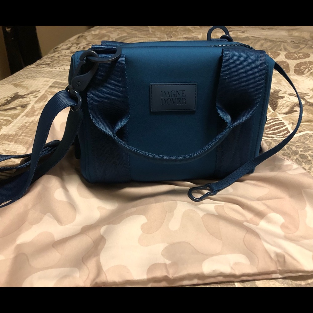 Dagne Dover Landon Carryall-X-Small